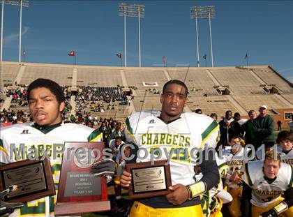 Thumbnail 2 in Ayden-Grifton vs. Swain County  (NCHSAA 1A Final) photogallery.