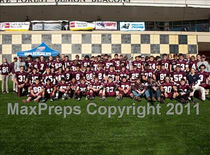 Thumbnail 2 in Ayden-Grifton vs. Swain County  (NCHSAA 1A Final) photogallery.