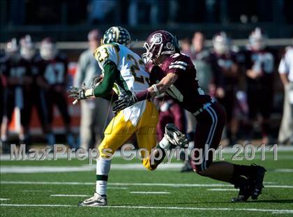 Thumbnail 1 in Ayden-Grifton vs. Swain County  (NCHSAA 1A Final) photogallery.