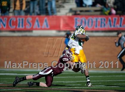 Thumbnail 3 in Ayden-Grifton vs. Swain County  (NCHSAA 1A Final) photogallery.