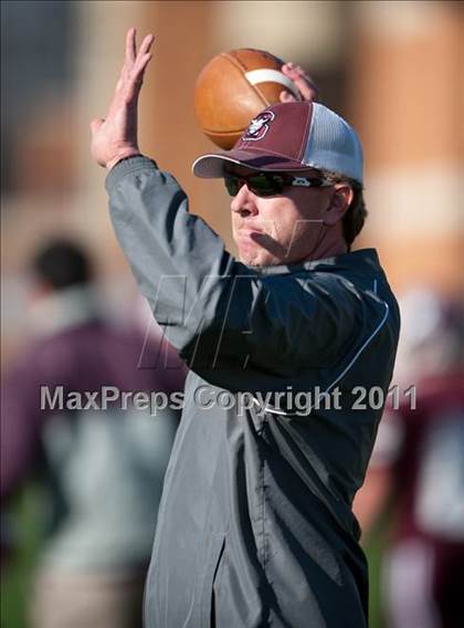 Thumbnail 1 in Ayden-Grifton vs. Swain County  (NCHSAA 1A Final) photogallery.
