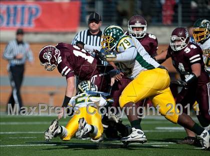 Thumbnail 3 in Ayden-Grifton vs. Swain County  (NCHSAA 1A Final) photogallery.