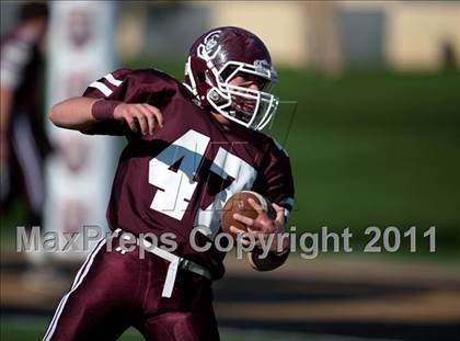 Thumbnail 2 in Ayden-Grifton vs. Swain County  (NCHSAA 1A Final) photogallery.