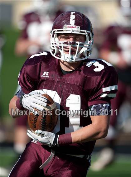 Thumbnail 1 in Ayden-Grifton vs. Swain County  (NCHSAA 1A Final) photogallery.