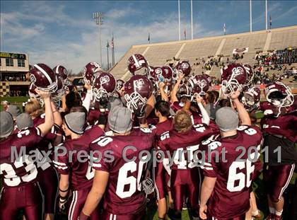 Thumbnail 1 in Ayden-Grifton vs. Swain County  (NCHSAA 1A Final) photogallery.