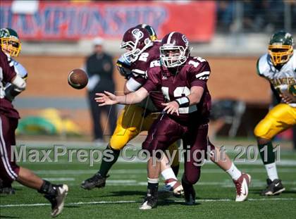 Thumbnail 2 in Ayden-Grifton vs. Swain County  (NCHSAA 1A Final) photogallery.