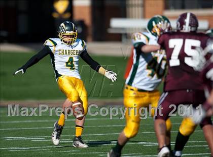 Thumbnail 2 in Ayden-Grifton vs. Swain County  (NCHSAA 1A Final) photogallery.
