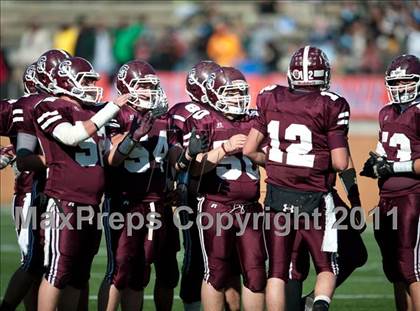 Thumbnail 3 in Ayden-Grifton vs. Swain County  (NCHSAA 1A Final) photogallery.