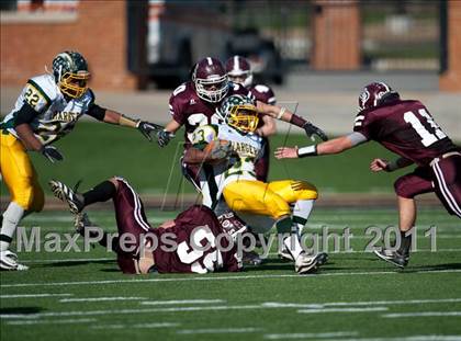 Thumbnail 1 in Ayden-Grifton vs. Swain County  (NCHSAA 1A Final) photogallery.