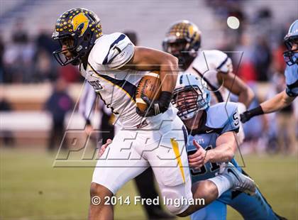 Thumbnail 2 in Ocean Lakes vs. Centreville (VHSL 6A Final) photogallery.