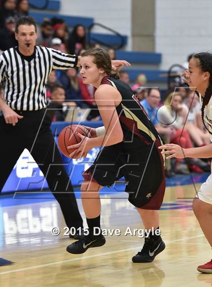 Thumbnail 1 in Granger vs. Viewmont (UHSAA 5A First Round) photogallery.