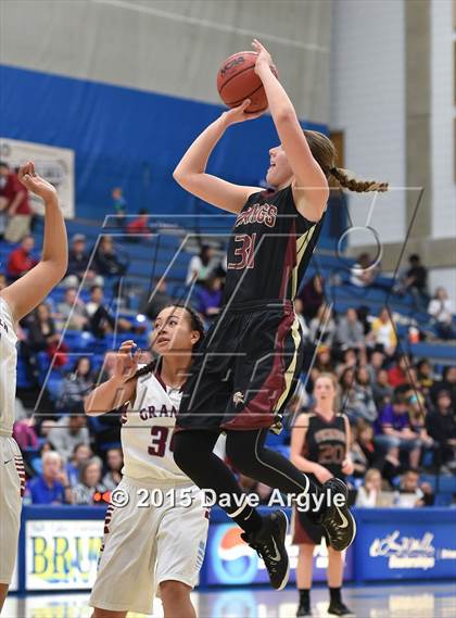 Thumbnail 1 in Granger vs. Viewmont (UHSAA 5A First Round) photogallery.