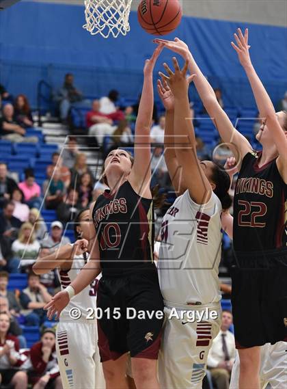 Thumbnail 3 in Granger vs. Viewmont (UHSAA 5A First Round) photogallery.