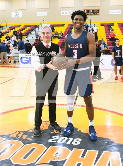 Thumbnail 3 in Modesto Christian vs. Perry (Hoophall West Tournament) photogallery.