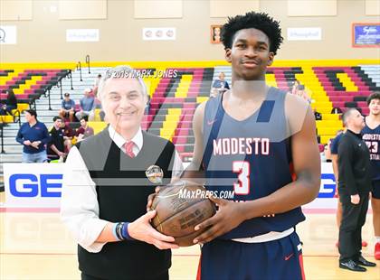 Thumbnail 2 in Modesto Christian vs. Perry (Hoophall West Tournament) photogallery.