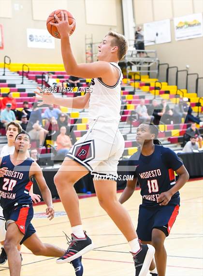 Thumbnail 3 in Modesto Christian vs. Perry (Hoophall West Tournament) photogallery.