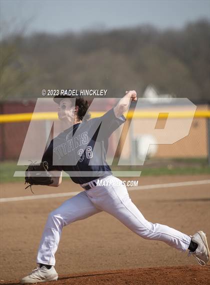 Thumbnail 1 in Lee's Summit West @ Fort Osage photogallery.