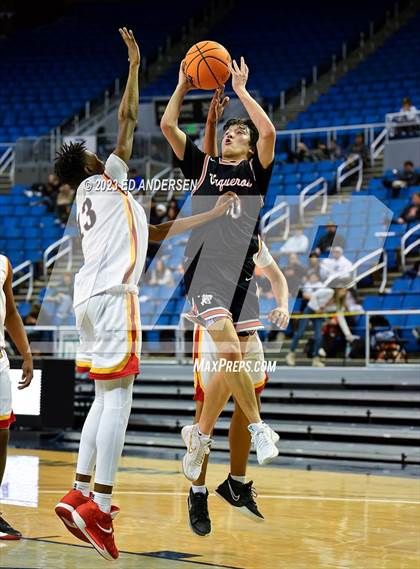 Thumbnail 1 in Somerset Academy Losee vs. Fernley (NIAA 3A State Semifinals) photogallery.