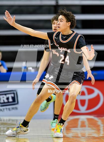Thumbnail 1 in Somerset Academy Losee vs. Fernley (NIAA 3A State Semifinals) photogallery.