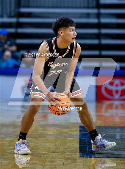 Thumbnail 1 in Somerset Academy Losee vs. Fernley (NIAA 3A State Semifinals) photogallery.