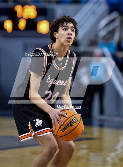 Thumbnail 2 in Somerset Academy Losee vs. Fernley (NIAA 3A State Semifinals) photogallery.