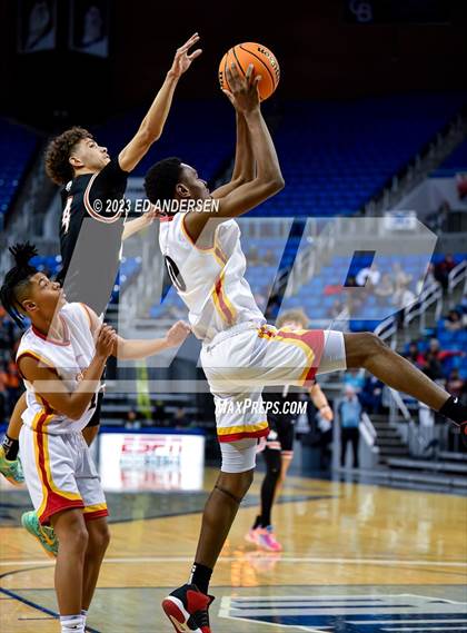 Thumbnail 3 in Somerset Academy Losee vs. Fernley (NIAA 3A State Semifinals) photogallery.