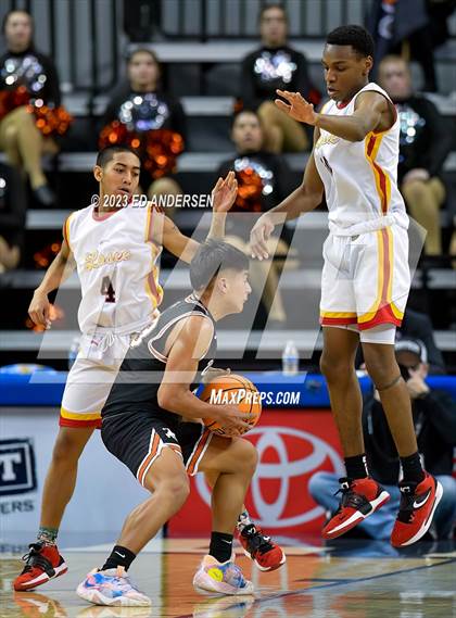 Thumbnail 3 in Somerset Academy Losee vs. Fernley (NIAA 3A State Semifinals) photogallery.