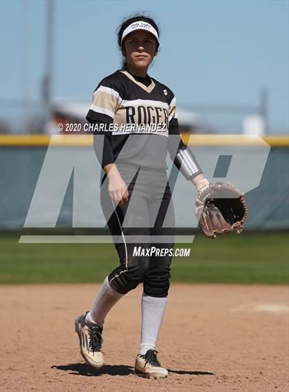 Thumbnail 3 in Rice Consolidated @ Rogers (Caldwell Tournament) photogallery.