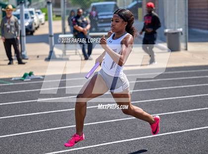 Thumbnail 3 in UIL 6A Track & Field Area 21&22 (4x200M Relay) photogallery.
