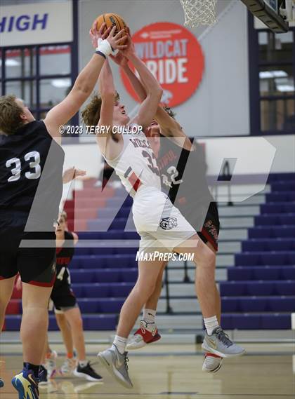 Thumbnail 1 in Bountiful @ Woods Cross (Sophomore) photogallery.