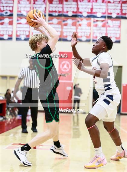 Thumbnail 3 in St. Joseph vs Roosevelt (Take Flight Challenge) photogallery.