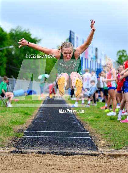 Thumbnail 1 in 3A District Track Meet @ Mountain Home photogallery.