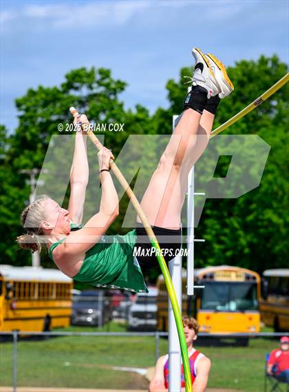 Thumbnail 1 in 3A District Track Meet @ Mountain Home photogallery.