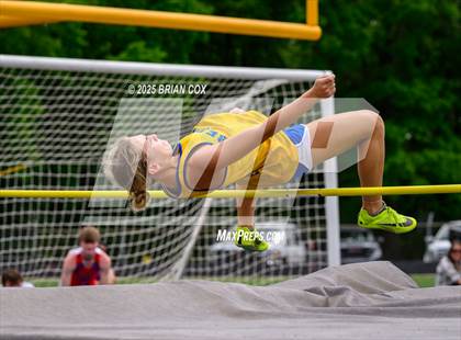 Thumbnail 2 in 3A District Track Meet @ Mountain Home photogallery.