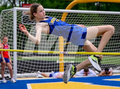 Thumbnail 3 in 3A District Track Meet @ Mountain Home photogallery.
