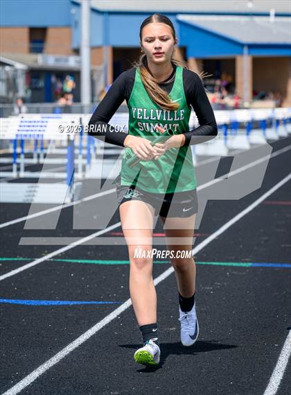 Thumbnail 2 in 3A District Track Meet @ Mountain Home photogallery.