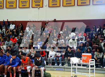 Thumbnail 3 in George Washington Prep vs. University (CIF D1 Final) photogallery.