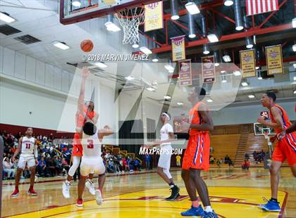 Thumbnail 2 in George Washington Prep vs. University (CIF D1 Final) photogallery.