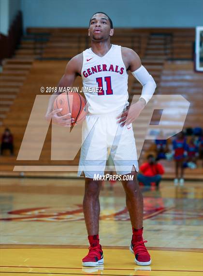 Thumbnail 2 in George Washington Prep vs. University (CIF D1 Final) photogallery.