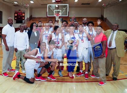 Thumbnail 3 in George Washington Prep vs. University (CIF D1 Final) photogallery.