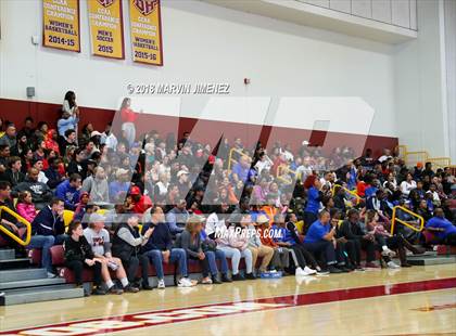 Thumbnail 2 in George Washington Prep vs. University (CIF D1 Final) photogallery.