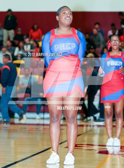 Thumbnail 3 in George Washington Prep vs. University (CIF D1 Final) photogallery.
