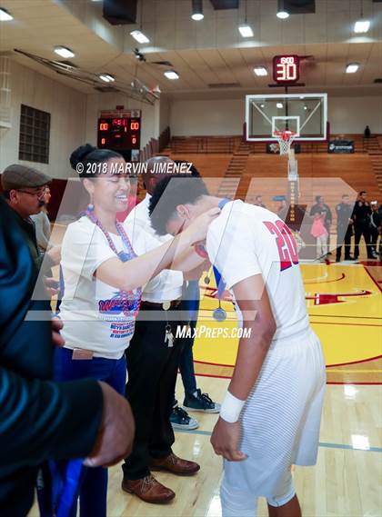 Thumbnail 2 in George Washington Prep vs. University (CIF D1 Final) photogallery.
