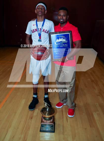 Thumbnail 1 in George Washington Prep vs. University (CIF D1 Final) photogallery.