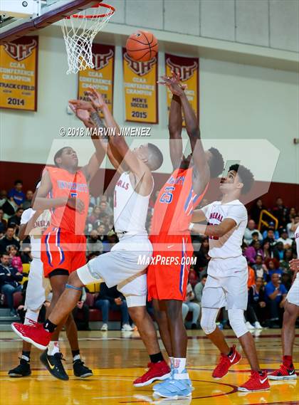 Thumbnail 3 in George Washington Prep vs. University (CIF D1 Final) photogallery.