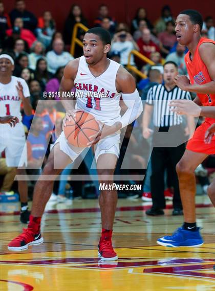 Thumbnail 2 in George Washington Prep vs. University (CIF D1 Final) photogallery.
