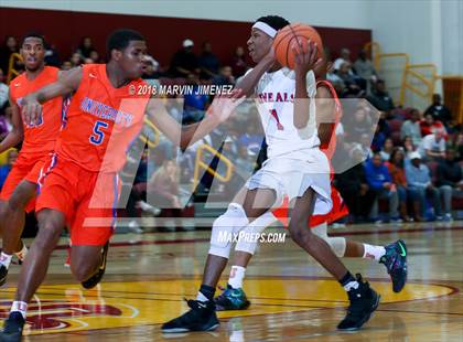 Thumbnail 3 in George Washington Prep vs. University (CIF D1 Final) photogallery.