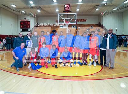 Thumbnail 1 in George Washington Prep vs. University (CIF D1 Final) photogallery.