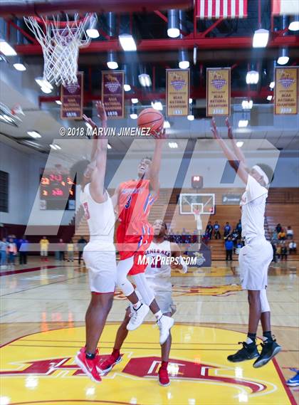Thumbnail 1 in George Washington Prep vs. University (CIF D1 Final) photogallery.