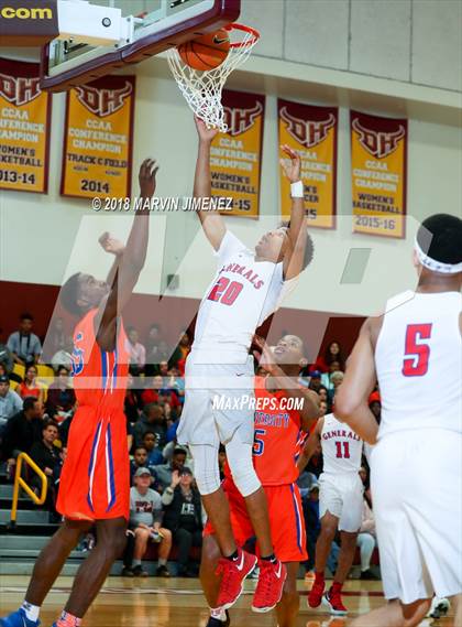 Thumbnail 2 in George Washington Prep vs. University (CIF D1 Final) photogallery.